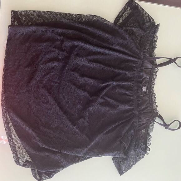 New Torrid Woman Top Off-shoulder sleeves lace Size 2 Black polyester plus - Picture 10 of 12